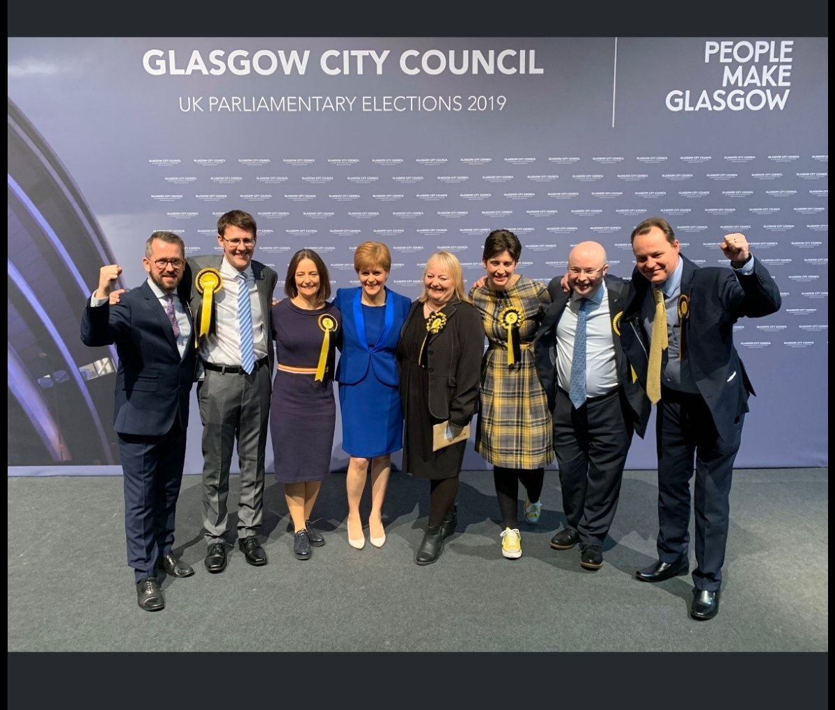 STARBRIGHT164's tweet photo. @suzsuz1981 @hiyastarr Glasgow Yes City put their differences aside and weans and country first indyref same yesterday clean sweep #SNP #Yesssssssssssssss
Scotland's right to choose. #indyref2020 π΄σ §σ ’σ ³σ £σ ΄σ Ώ https://t.co/tkyfY0dxPe