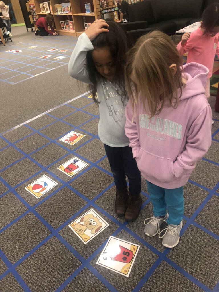 LibMustangs's tweet image. GET ON YER FEET! After reading “How to Code a Sandcastle” by @joshfunkbooks , K &amp;amp; G1 coding teams work together to achieve a goal, one small problem at a time. Thks, @sandyliptak, 4 the great resource! #storyofmason #1LISD #LISDcodes #codingunplugged #kidscodetoo @leanderisd_lib