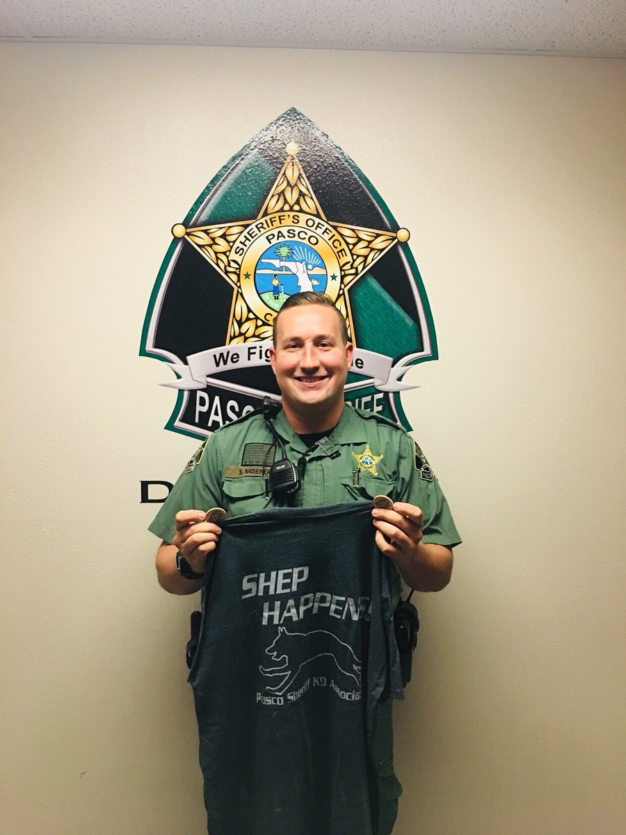 Who wants a #ShepHappens t-shirt?

Help us get this post to 800RTs by midnight and we will give 4 followers #ShepHappens shirts+wooden K9 coins!

Must be following&amp;RT for a chance to win! #TweetAlong