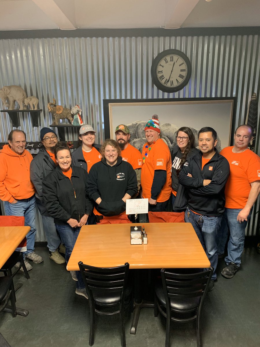 Scott London (@scottlondonthd) on Twitter photo Such a great team. I’m very proud of you all and I am lucky to work with you every day <a href="/SusanSheila_HD/">Susan #METD51</a> <a href="/MET6609/">Betsy Mojica</a> <a href="/JefferyIvy3/">Jeffery</a> <a href="/D6682/">D51 M.E.T 6682</a> <a href="/MikeReyesHD/">MikeReyesHD</a> <a href="/CorryThd/">THDCorryRiescher</a> Such a great team. I’m very proud of you all and I am lucky to work with you every day <a href="/SusanSheila_HD/">Susan #METD51</a> <a href="/MET6609/">Betsy Mojica</a> <a href="/JefferyIvy3/">Jeffery</a> <a href="/D6682/">D51 M.E.T 6682</a> <a href="/MikeReyesHD/">MikeReyesHD</a> <a href="/CorryThd/">THDCorryRiescher</a>