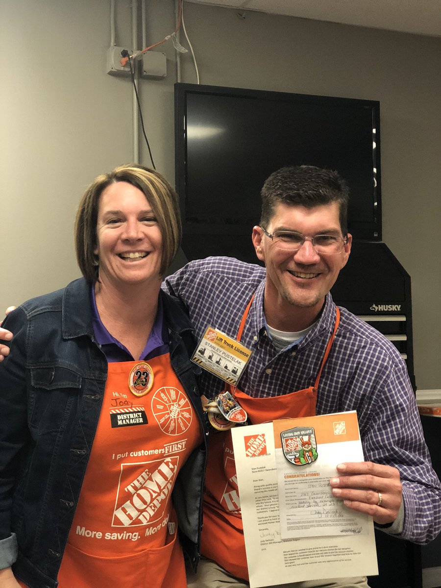HOwensboro's tweet photo. Some well deserved recognition today. What an amazing family we have #OwensboroShines @spustelak @jody_delicato @JoshuaStoneHD @tailer_turner @lillypad166 @DebraBakerHD @CJoneshd2317 https://t.co/cumyg8ZQf1