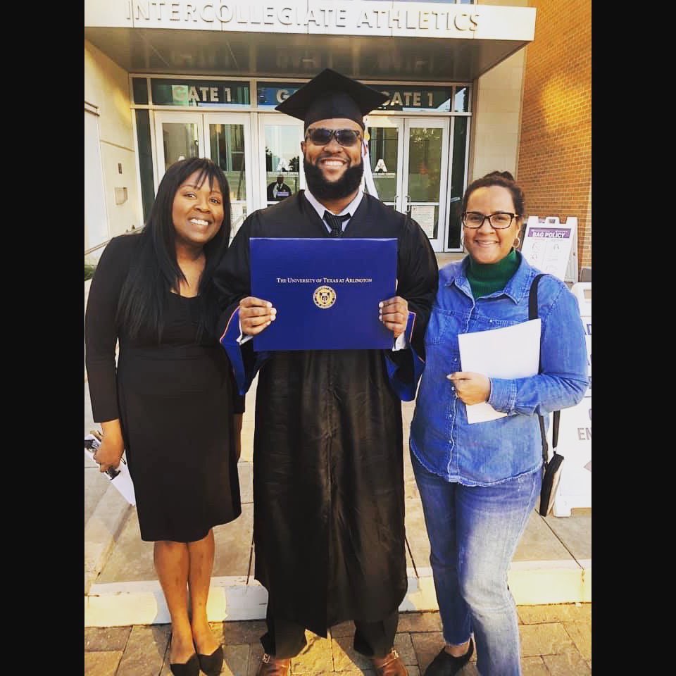 👏🏾🙌🏾🎉🎊 BIG CONGRATULATIONS TO OUR BROTHER @Turk9990 FOR GRADUATING FROM THE UNIVERSITY OF TEXAS AT ARLINGTON!!! ✊🏾✊🏾✊🏾#TrustTheProcess #NeverStopLearning #D1IgnantUniversity #D1IUCertified #UTA #UniversityOfTexasAtArlington