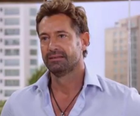 FamilyGSotoArg's tweet image. #Fotos #Capítulo34 #SolteroConHijas #Nico @gabrielsotoMEX Ya no puede más ☹️ #TeamNico ❤️ #9