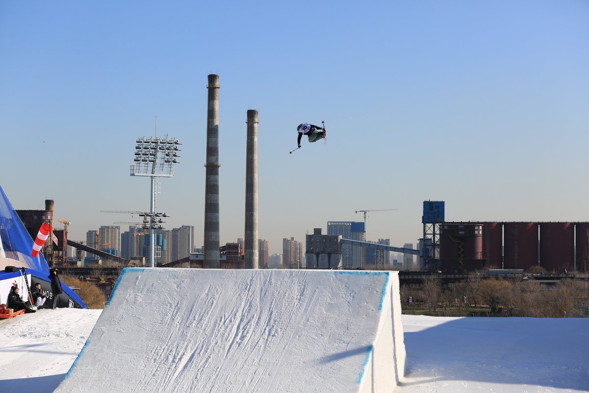 Snow Sports NZ (@snowsports_nz) on Twitter photo NZ's Zoi Sadowski-Synnott & Margaux Hackett in action <a href="/airandstyle/">Air + Style</a> finals in Beijing tonight. Freeski Big Air World Cup finals first at 21.30 NZT. Snowboard Finals follow at 00.30 NZT. Watch live <a href="/FISfreestyle/">FISfreestyle</a> YouTube. More info: bit.ly/38EuoZ8 #benext NZ's Zoi Sadowski-Synnott & Margaux Hackett in action <a href="/airandstyle/">Air + Style</a> finals in Beijing tonight. Freeski Big Air World Cup finals first at 21.30 NZT. Snowboard Finals follow at 00.30 NZT. Watch live <a href="/FISfreestyle/">FISfreestyle</a> YouTube. More info: bit.ly/38EuoZ8 #benext