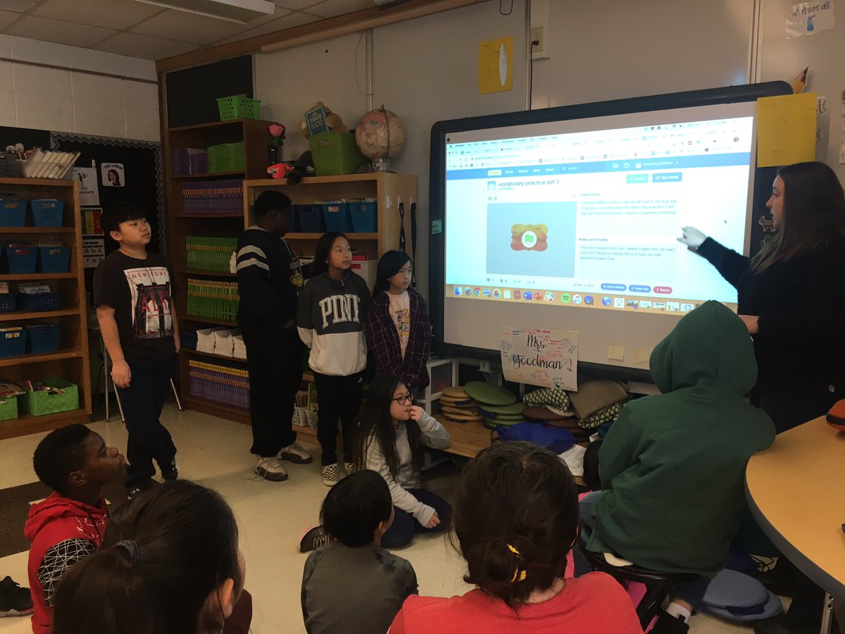 JenJohnson0018's tweet photo. @samgoodman45 &amp; I prepared for another day of EL @scratch projects w her 5th grs. Ss presented their updated projects to the class, had a round-table discussion on the revise &amp; edit plan, then were back to work.  🙌    #weareevergreen #Ahschools #grit https://t.co/2KiVopQuPt