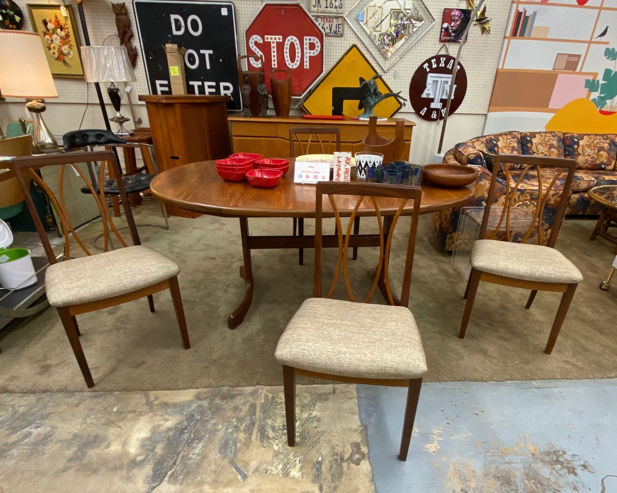 Teak Tall Back Mid Century Chairs With New Upholstery 

$220 Each 

Mid Century Dallas
Booth 766

Lula B's
1010 N. Riverfront Blvd.
Dallas, TX 75207

#midcenturydallas #midcenturyfurniture #danishfurniture #midcenturydiningchairs #teakfurniture