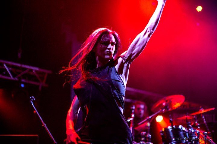 foreverstilldk's tweet photo. Košice, you were fantastic! 🇸🇰 On our way to Venice 🇮🇹
.
📷: failamphotography - live in Zaandam
#fmvt #femalemetalvoicestour https://t.co/H9o4TvFY0v