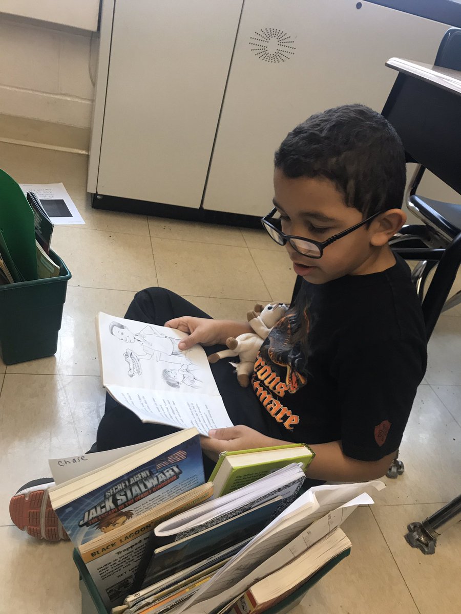 asolimin's tweet photo. Reading Furry Friend ADOPTION Day in Mrs. Chase’s 2nd grade ENL integrated classroom.  It was a fun day! https://t.co/As1y5c5EPJ