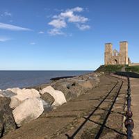 #happyweekend - it's been a long week! Head to Herne Bay's Reculver to blow away the bluster. Reculver is great place for winter walks, escapism breathtaking views. #reculver #visitreculver #hellohernebay #dogwalkskent #winterwalksinkent #winterwalks #whattodoinkent