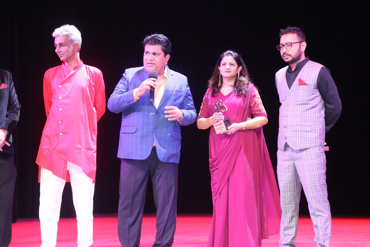 bioscopeglobal's tweet photo. Glimpses from The 6th Bioscope Global Film Festival in Guangzhou China 2019
Click Here to view full gallery : https://t.co/YrNaUJxHKz

#thebioscope
#Filmfestival2019
#FilmFestival
#BGFF2019China
#TheBioscopeGlobalFilmFestival
#ChinaFestival2019 https://t.co/Lu8CrVqrYE