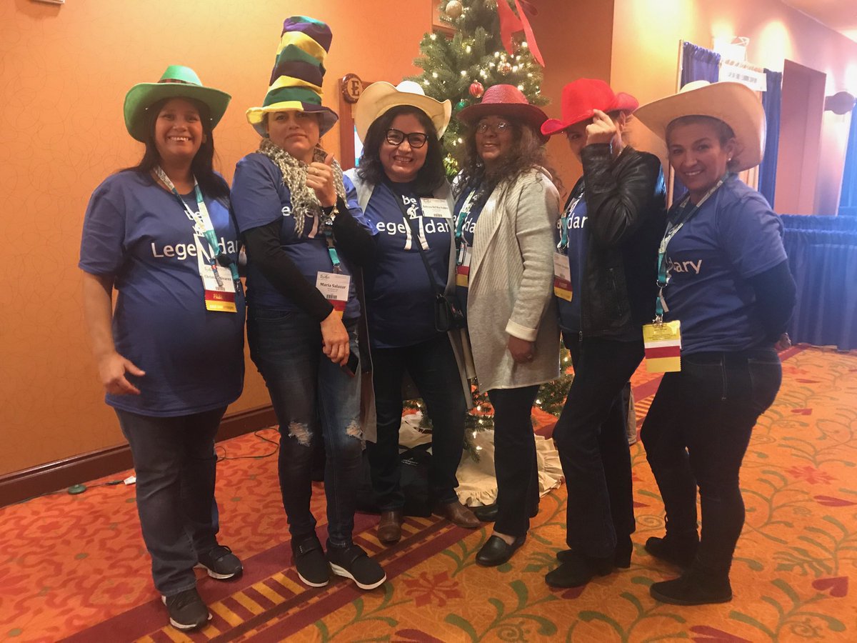 ⁦<a href="/NISDJay/">John Jay High School</a>⁩ parents enjoying the conference! #NISDfamiliesfirst #PIConf2019