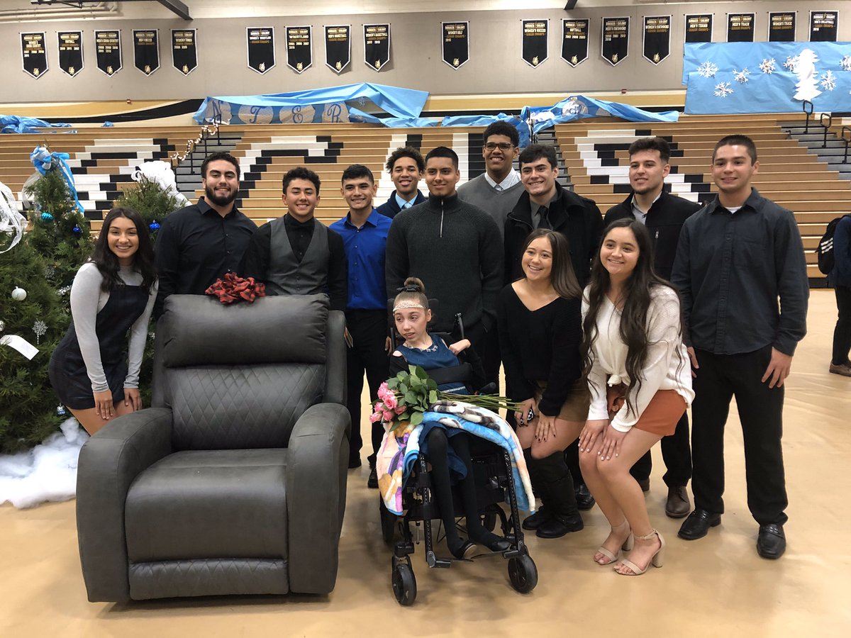 “Together we can change the world, just one random act of kindness at a time.” – Ron Hall. BCHS Winter Wishes 2019❄️