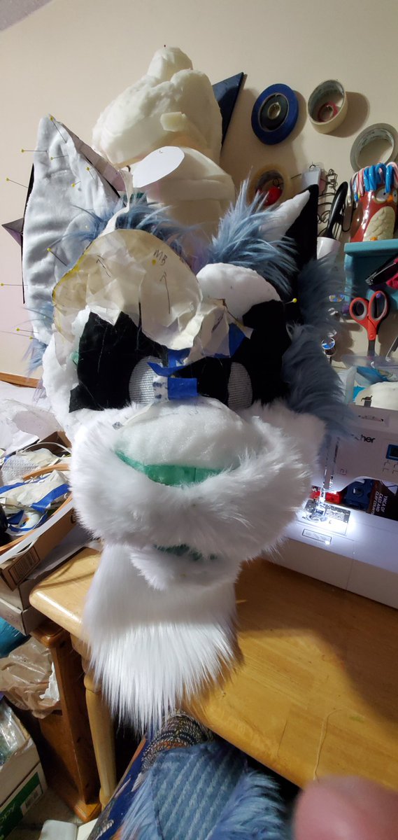 MausMischief's tweet photo. #fursuit #maker #furry #fandom #creation #maker #costume #cosplay #raptormasks #fursona #maus #fursuitcommission https://t.co/SeWwmsLzF8