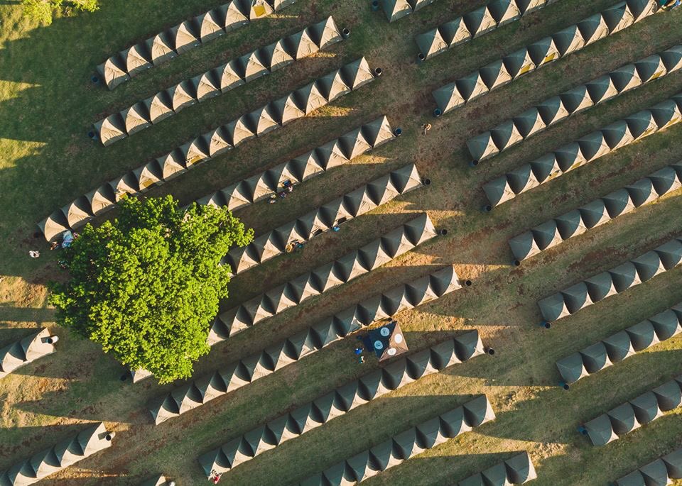 glencairntr's tweet photo. Tent maze. Remember which one was yours? #gctr #trailrunning #runsouthafrica #drakensberg https://t.co/ohFjR4u4At