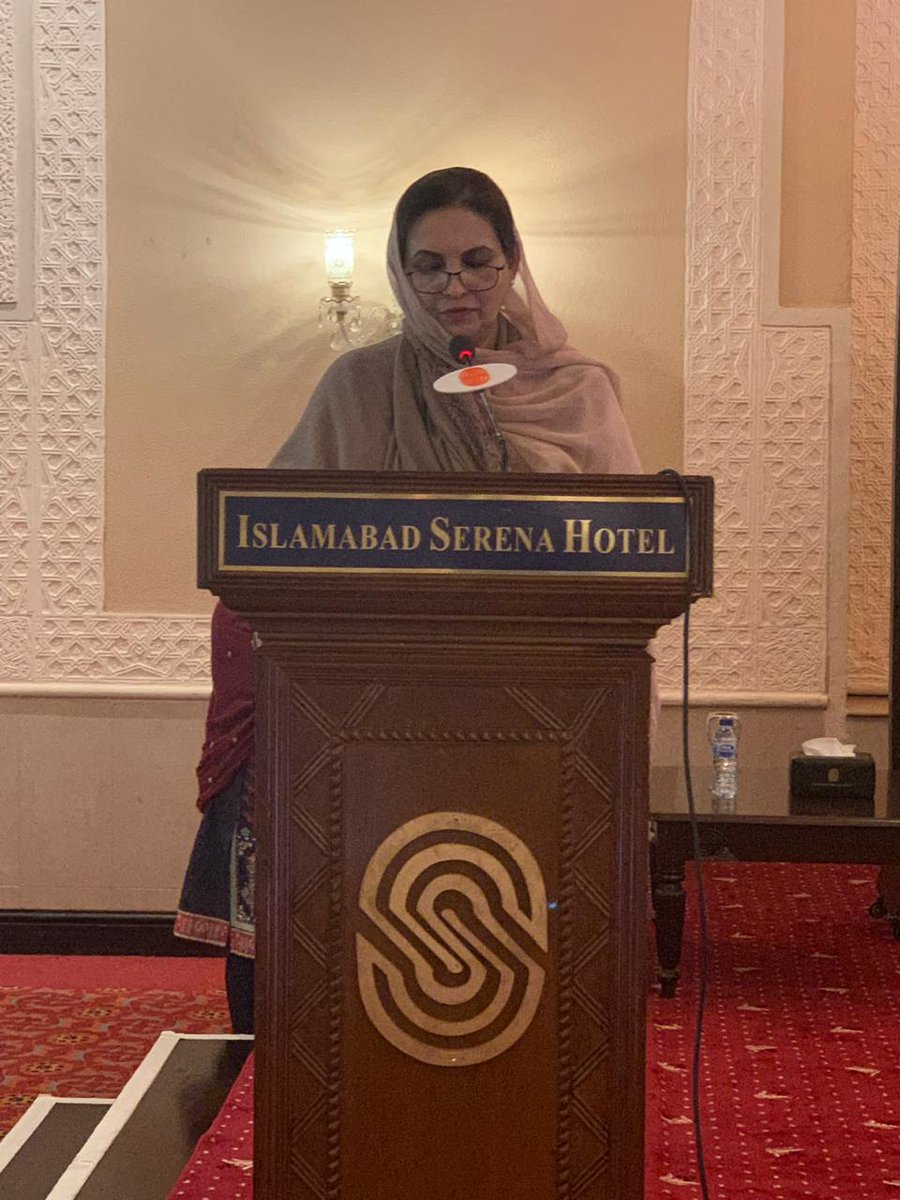 DrNausheenPTI's tweet photo. Seminar to create improve awareness by #MNCHRN is supported by #MinistryofNationalHealth. To make healthcare accessible. #PTI Govt is working on strengthening #PrimaryHealthCare n training & increasing numbers of LHWs as 38%children who die do not make it to healthcare providers. https://t.co/fD2IVP2UIB