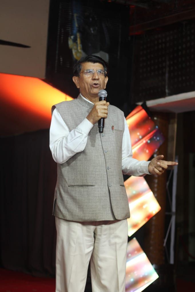 I am no LEADER, just a SERVANT. I came to SERVE my COUNTRY and the PEOPLE I love. 

                                    Dr. Hasmukh Dawda