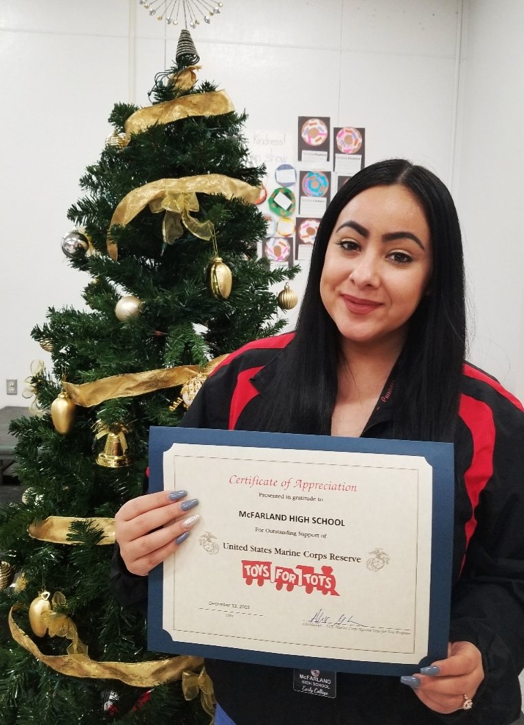 A little tired, but McFarland's 2nd Annual Toys For Tots was a success!! It was great volunteering with everyone today, we made an amazing team! We were also able to make many families a little happier for the holidays! #Mcfarlandusd #ToysForTots #teamwork #Mcfarland #Christmas