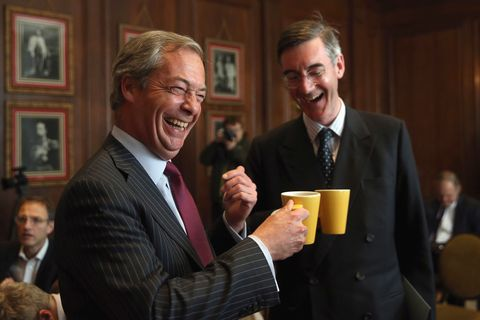 SueSuezep's tweet photo. #dickmogg With #dickfarage https://t.co/kUJ5PMXmbT