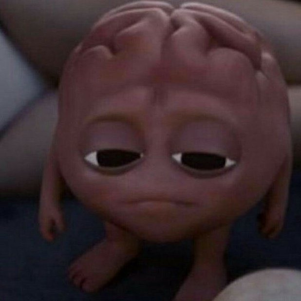 citador's tweet photo. Meu cérebro depois de ter imaginado um futuro brilhante com a pessoa que eu gosto, só que ela não me quer https://t.co/tby4KdiFLF