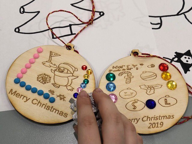 FabLab_TheWord's tweet photo. Looking forward to another #fun #creative day in our Fablab.    Today is more of a drop in where you can hand draw any design and see it be lasers on to a wooden Christmas bauble.  #lasercutting #TheWord  #christmasFun https://t.co/MunRhgfQdi