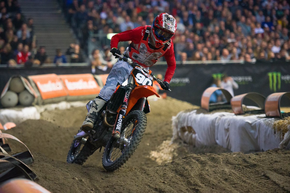 Supercross Geneva tweet media