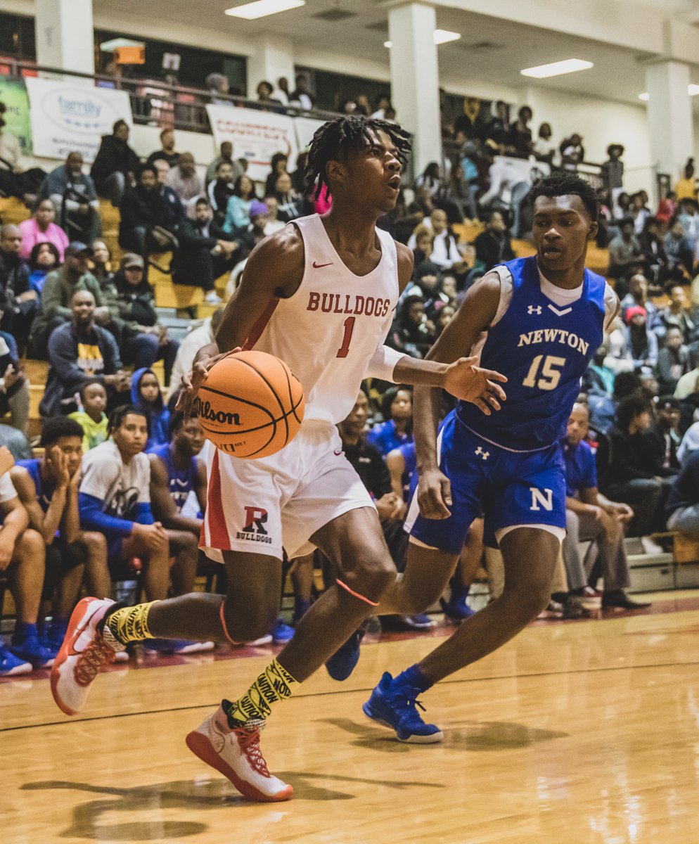 Did you miss Friday's classic between Rockdale and Newton? Check out the game action here! 

PHOTOS: bit.ly/2LT0Pcy