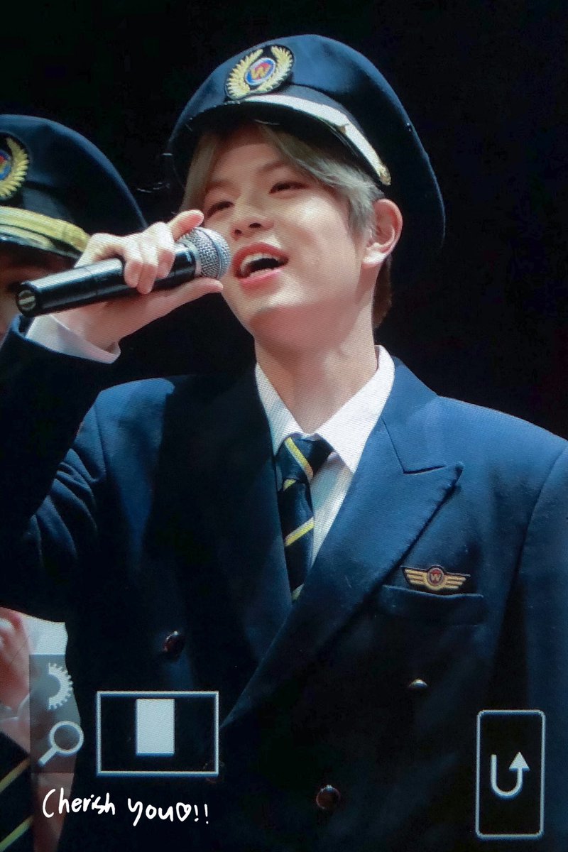 cherishyou922's tweet photo. 191214 미팬 #스트레이키즈 #승민 🖤💕🖤💕 https://t.co/jD7IHDzKWB