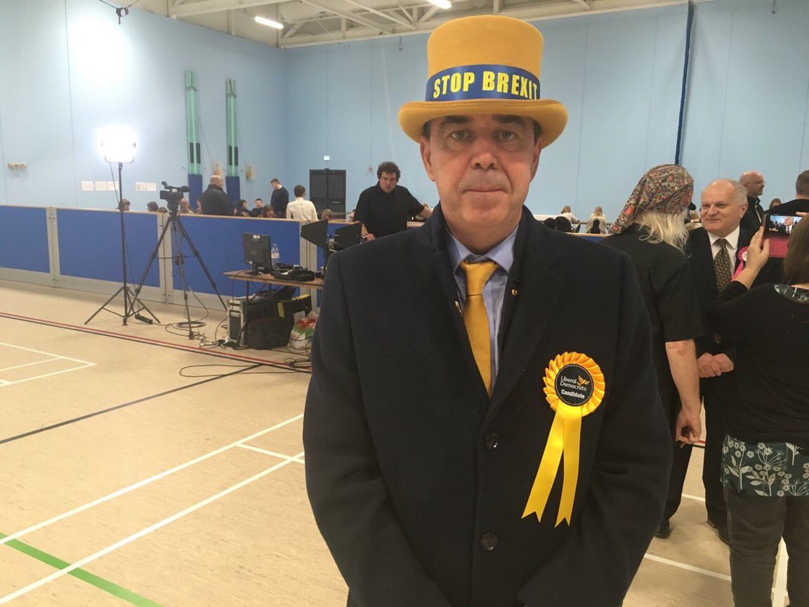 GiftCee's tweet image. The #StopBrexit man Steve Bray real name Dave Allen stood for @LibDems in Cynon Valley Wales came in 6  out 7 candidates.

Liberal Democrats got it wrong, Steve got it wrong and Steve time you beta proper job.