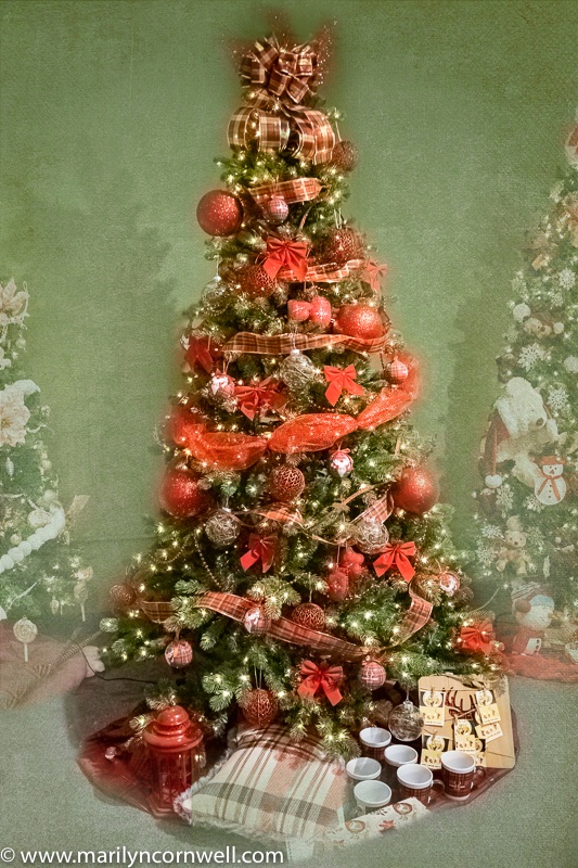 Comfy Cozy - one of the top favourite trees - from Giant Tiger - sponsor and decorators! #fantasyoftrees, #grimsbyfantasy, #grimsbyrotary, #grimsbymuseum