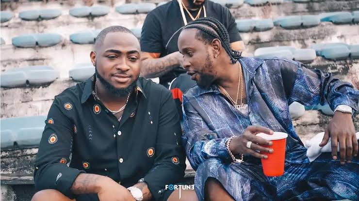 97fmRadiocity's tweet photo. #TTC LIVE with @wetalatales #Episode431
#05 . Sunday - Dj Slick Stuart X Roja X Toniks
#04 . Tunyumirwe - Rickman
#03 . Risky - Davido X Popcaan
#Dreamweekend #LoveLifeLoveMusic https://t.co/sPJSs0PYk4