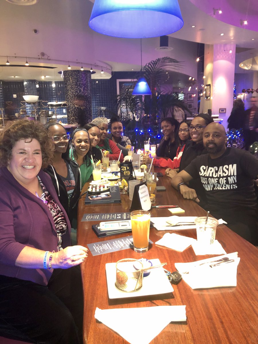 marietculver's tweet photo. Fellowship Friday with our colleagues helps us to re-energize, spend quality time together and brings joy to us all โฆ@SeatackAADAโฉ โฆ@Wilson1Sheilaโฉ โฆ@AnthonyTWaldoโฉ #Catch31 ๐ #balance #relationshipsmatter ๐๐๐ https://t.co/L4yaUn0tsi