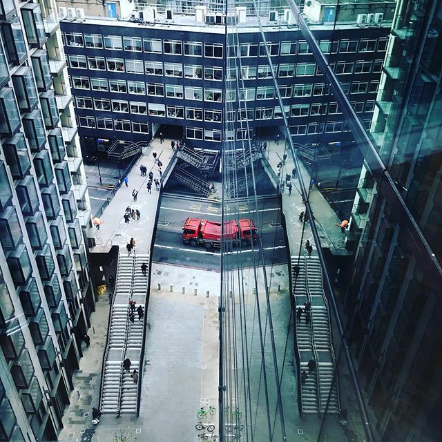 univers paral · lel
.
.
.

_
 #carbonblackandwhite #abstract #art #abstractart #abstracters_anonymous #abstract_buff #abstraction #instagood #creative #artsy #beautiful #photooftheday #abstracto #stayabstract #photography #photo #instagram #comment #inst… ift.tt/2YMOUlW