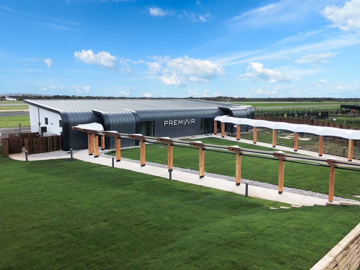 Manchester Airport tweet media