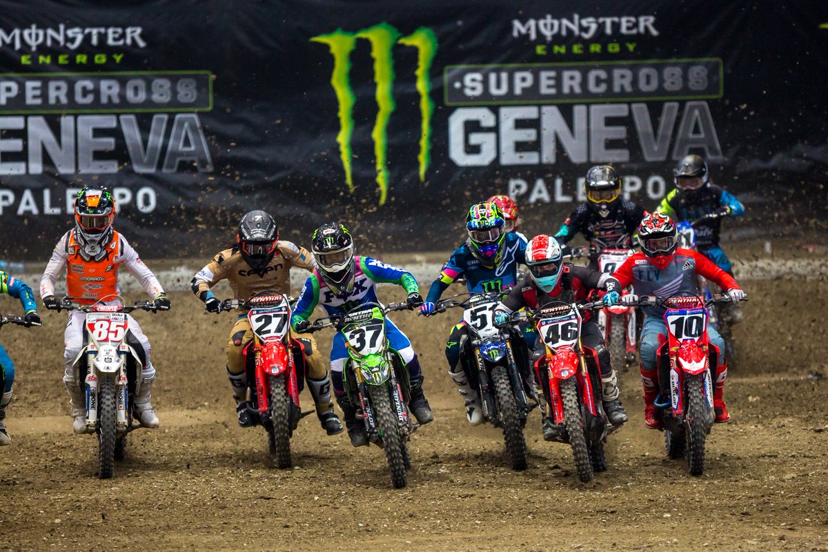 Focus time ! 3 - 2 - 1 GOOO !!!!! 🙇🏻‍♀️💥

📸 by <a href="/JeyCrunch/">Jey Crunch</a> 

#SuperCrossGeneva