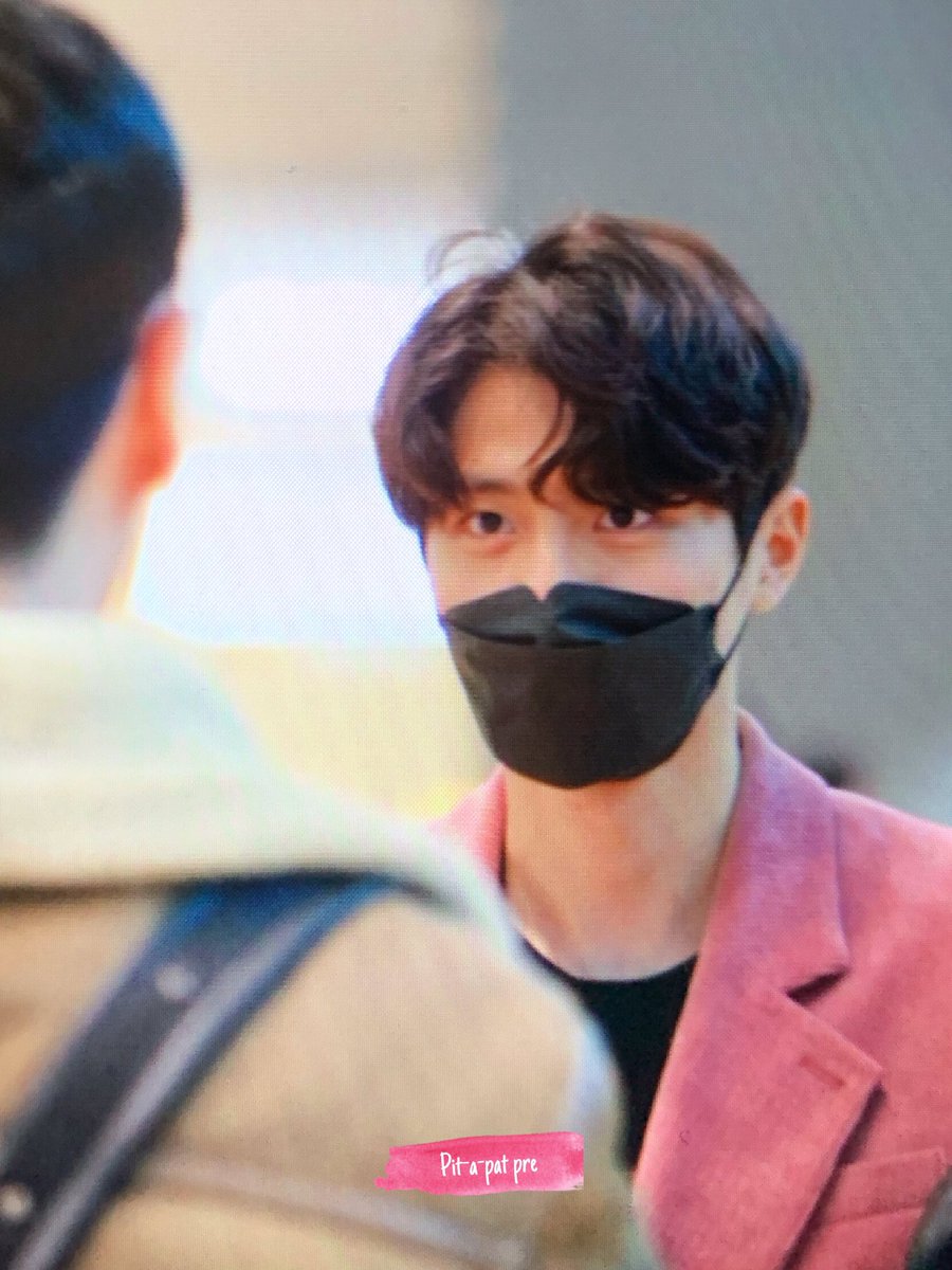 [Pre] 191214 인천 출국 <a href="/TheRose_0803/">더로즈_The Rose</a> 
겨울에 봄이 찾아 왔다🌸❄️
조심히 다녀와요 ;ㅅ; 
#더로즈 #이재형 #재형 #TheRose