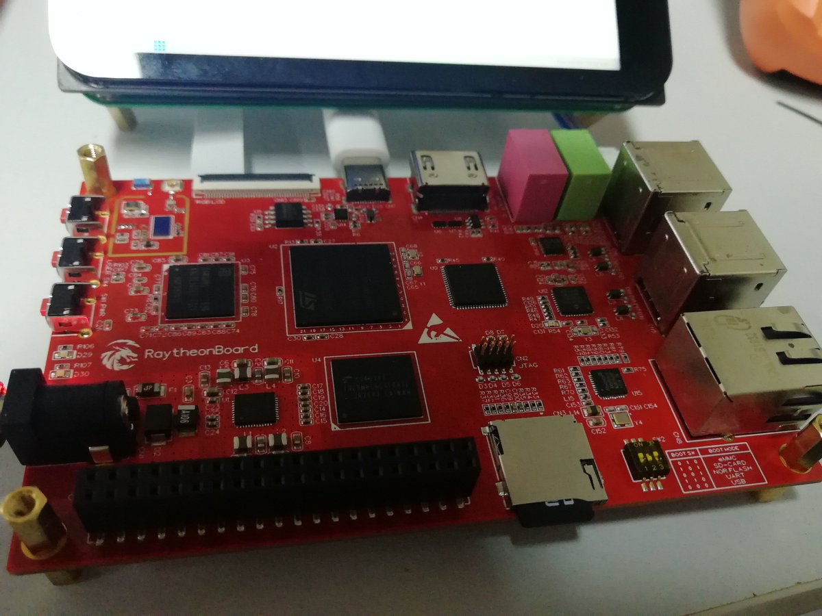 UnicornMaker1's tweet image. 👏👏👏RaytheonBoard. Using the 1080*720 mipi ips lcd. Do you like it ? We plan to crowdfund next. Follow me!❤️❤️❤️
#stm #stm32mp157
#linux #yocto
