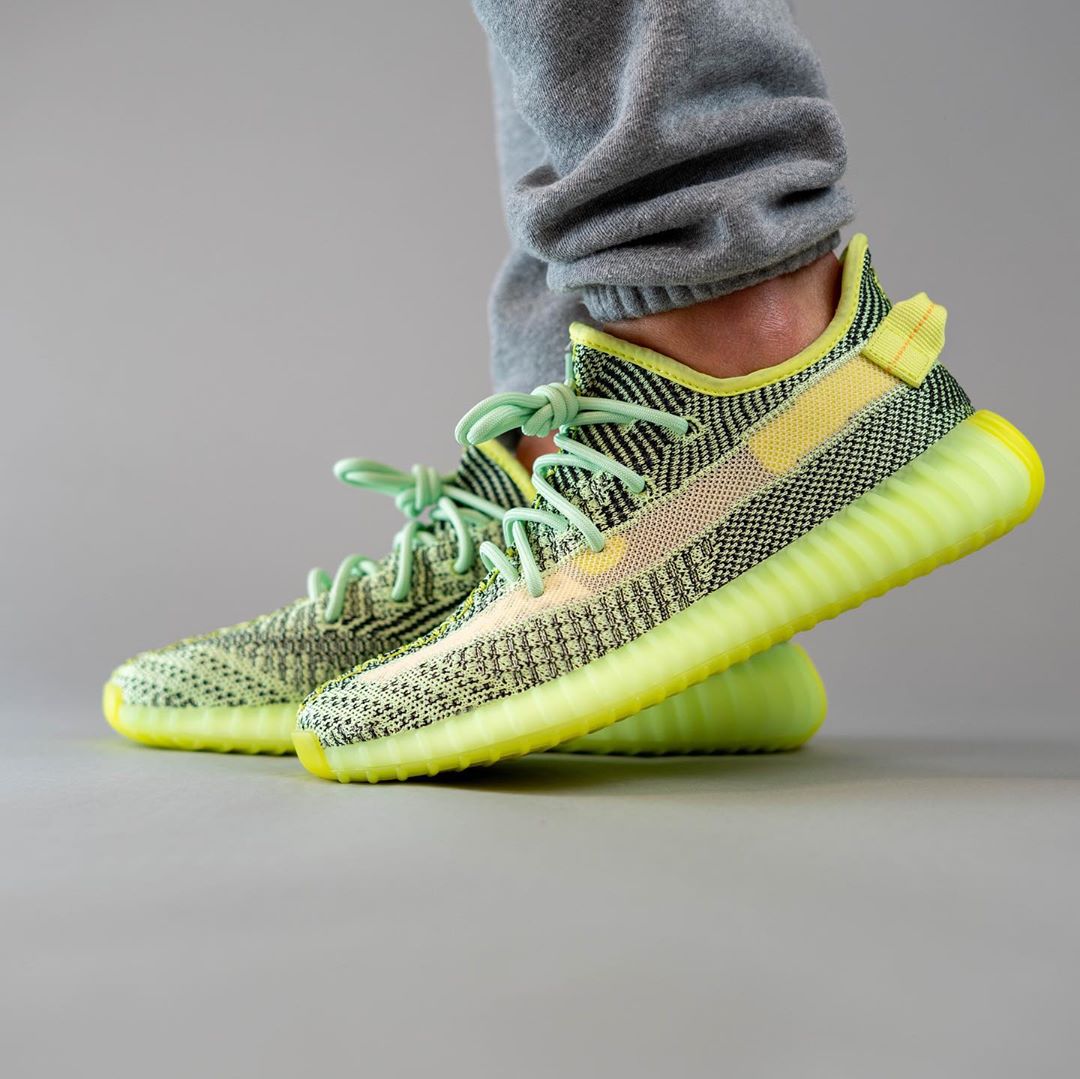 adidas Yeezy Boost 350 V2 Yeezreel Reflective BUMP