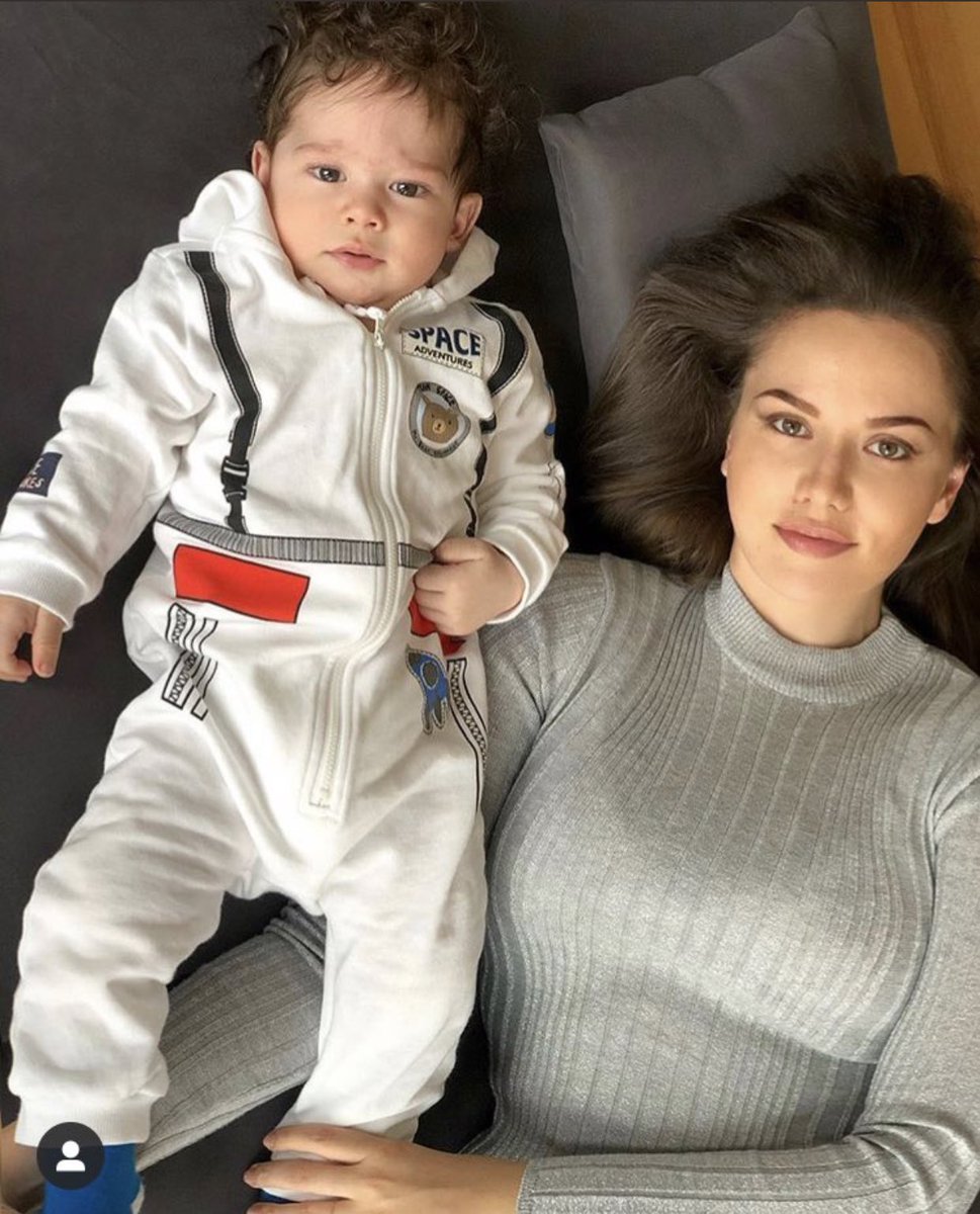 eliz189's tweet photo. Fahriyemin bebişi gelmişş aynı babası bu 😍😍😍😭😭😭😭😭❤️ #fahriyeevcen #buraközçivit https://t.co/CLux3OeO7N