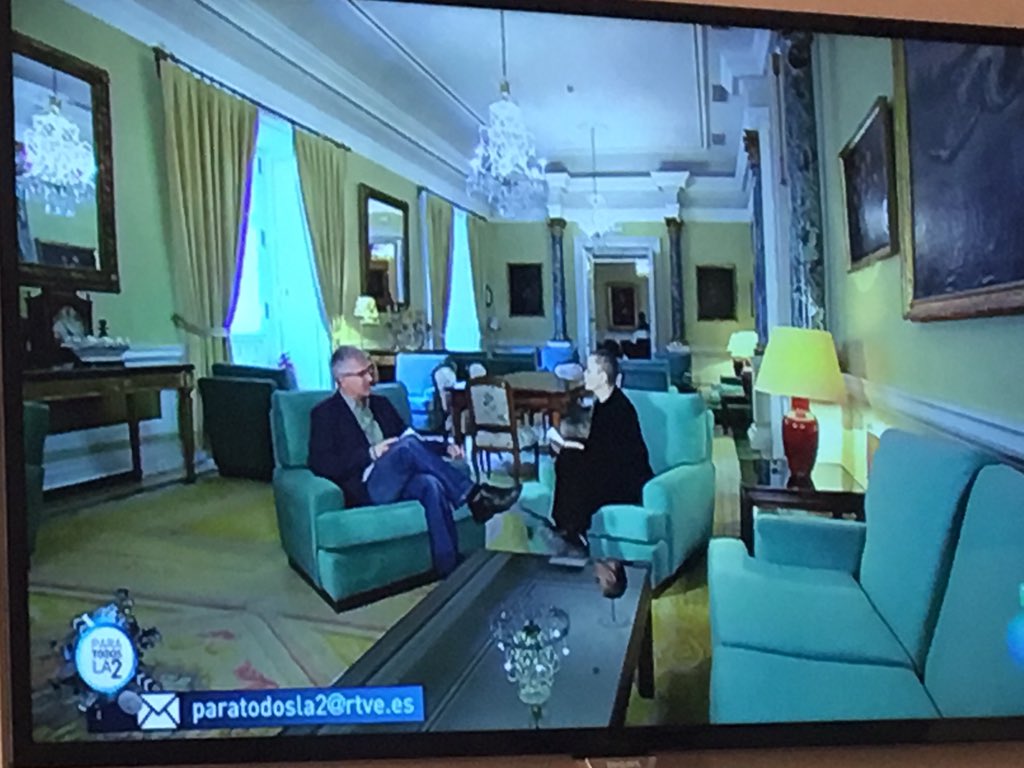 ASRphotographer's tweet photo. @MadamadePica en el programa @ParaTodosLa2TVE una maravilosa iniciativa en Bucarest @antonellabro #Rumania @StirileProTV @oana_andoni #Bucaresti #RumaniaTV https://t.co/Rm4oByC9pf