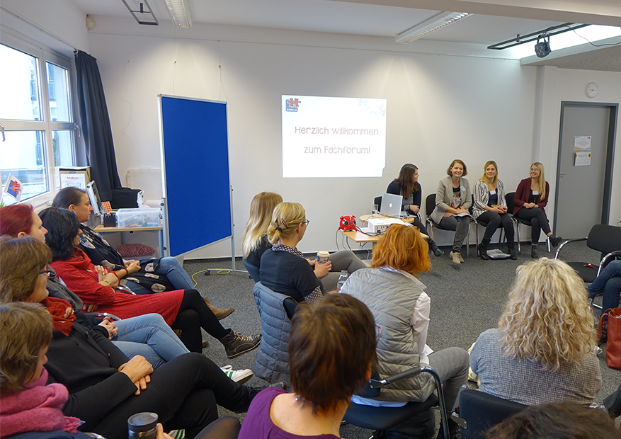 DavidJSeifert's tweet photo. Jede Menge Wissen, #Empowerment und Austausch – Das war der #Workshoptag für pädagogische sowie psychologische Fachkräfte am Mittwoch bei MAPP-Empowerment mit Dr. Monique Lampe von #MODERATIO. Es war ein spannender Tag mit wundervollen Menschen. Mehr: https://t.co/pQZqArZvC9 https://t.co/whgPLV5iy6