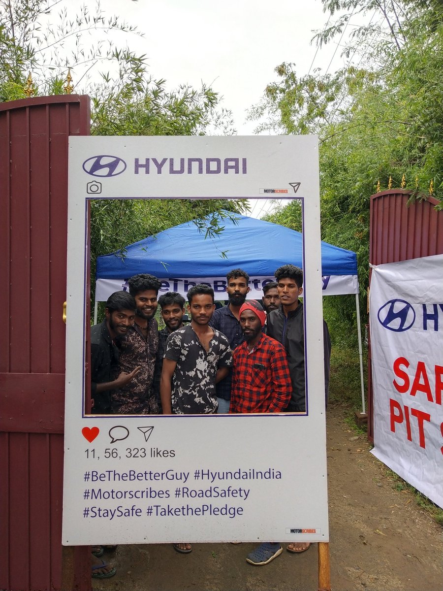 VikramGour's tweet photo. Big group from Kerala were very happy to be a part of our briefing! They have promised to #BeTheBetterGuy (s)😎 @HyundaiIndia @motorscribesind https://t.co/52QWuFXCBq
