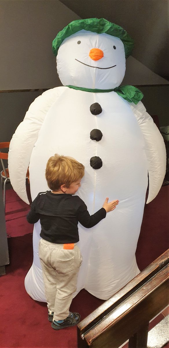 FrenchieMummy's tweet photo. Our last Monthly Highlights post is eventually live :) November was not that easy but we made some sweet memories as always! #TheSnowMan #TedToToe #kitchenaid #OIAwards19
https://t.co/6B7gPzbweJ https://t.co/Ye4byEOqrl