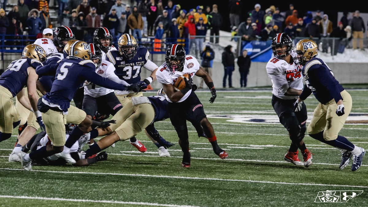 GovsFB's tweet photo. What a season, the Governors were truly #CutDifferent. 🎩🏈

🗞️ --> https://t.co/Bzjlvc5XWc
📸 --> https://t.co/is2tbU4Txm

#LetsGoPeay https://t.co/ftyagsr7yn