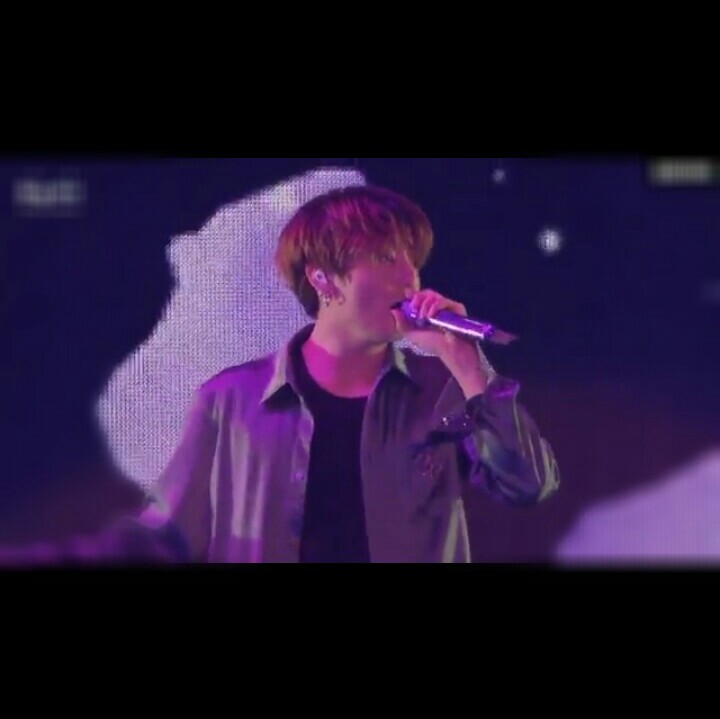 sovminiest's tweet photo. #MAGICSHOPinOsaka
Dimple By VOCAL LINE @BTS_twt
#EDITINGBYME
#QDEOKS https://t.co/SVnpRx51iE