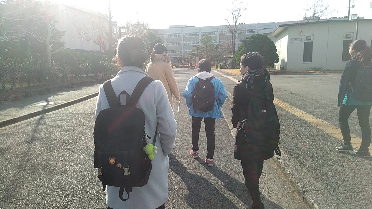 GuideYpu's tweet image. 今日は山口大学さんのてくてくツアーに参加させていただきました！
毎回コースが変わるらしく、前と違う場所も見ることができて楽しかったです✨
歩いている道中でかわいい猫さんも見かけました😊