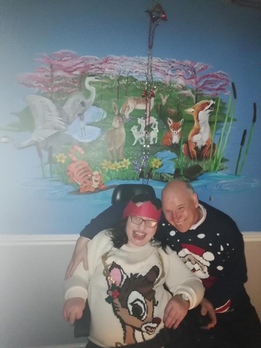 PaulHowarth476's tweet photo. Alison’s Party https://t.co/ftakGX317B https://t.co/hg0qvbj24n