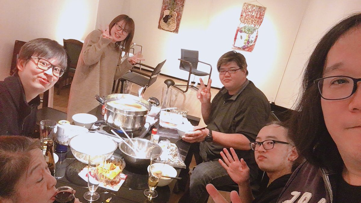 chuokubo1's tweet photo. Borderless Project で急遽お店が休みに… 鍋大会になりました

明日15日のBorderless Project は開催されます

#beatboxcafe #borderlessproject https://t.co/H7tPrncc6H