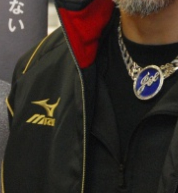 井上尚弥の爽やかなミズノに対しまして 辰吉丈一郎の男気ミズノ（笑）