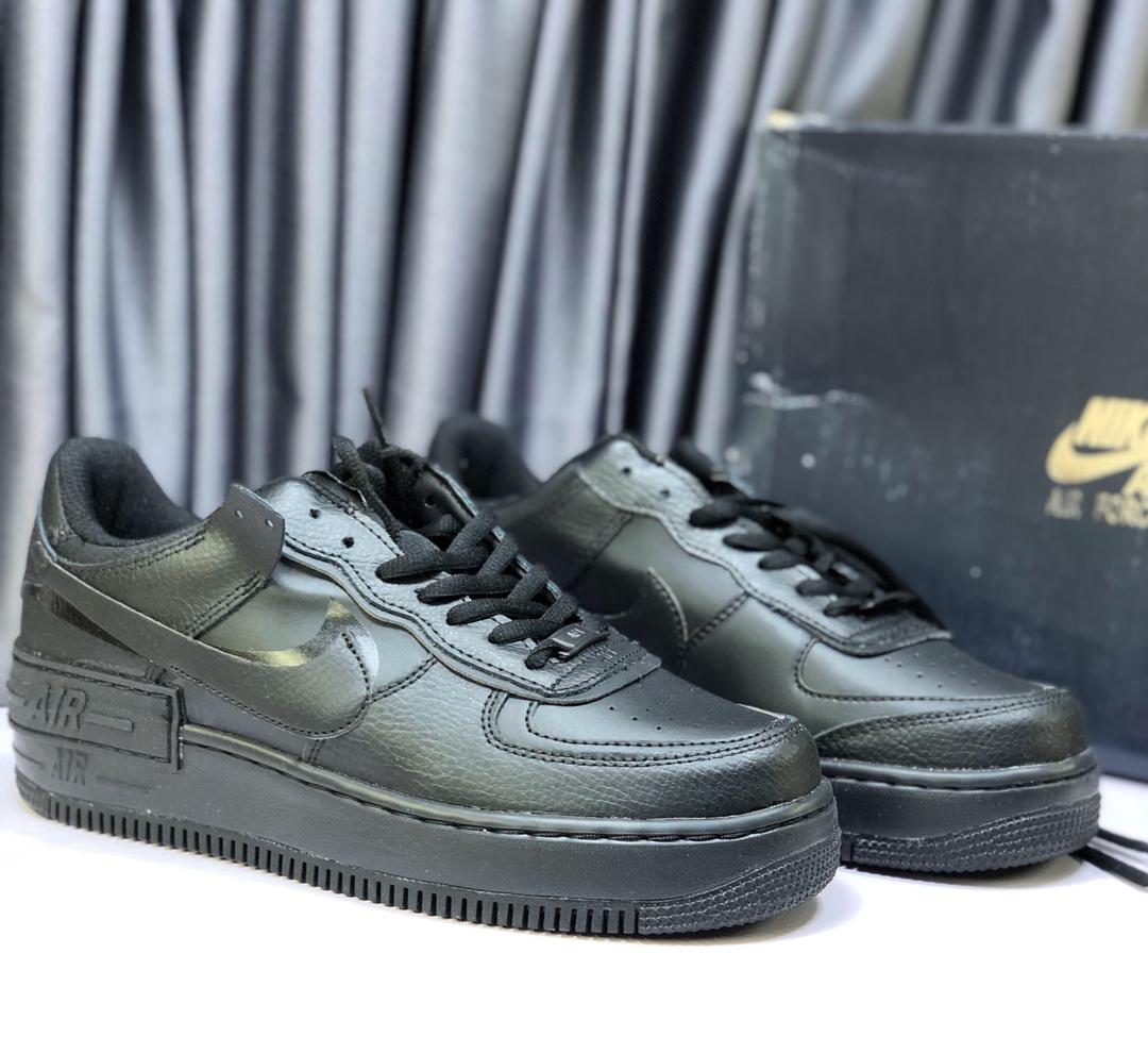 twitter sneakersnstuff