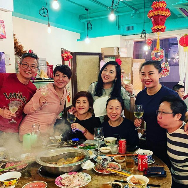 dindin's tweet image. Someone blowing for @babychili ‘s birthday 😏
Where’s the candle? Happy Birthday Mandy!! ift.tt/36CiPQm